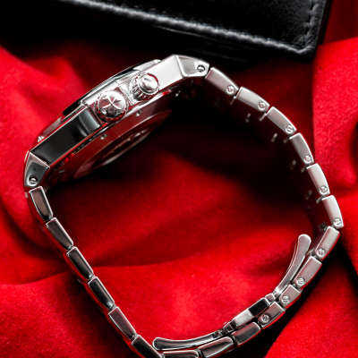 Швейцарские часы Vacheron Constantin Overseas Chronograph