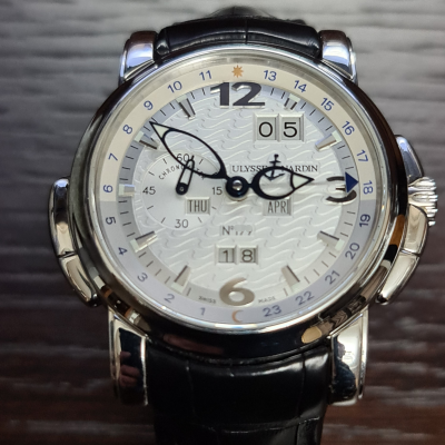 Швейцарские часы Ulysse Nardin DUAL TIME LIMITED EDITION GMT PERPETUAL 42MM