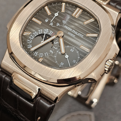 Швейцарские часы Patek Philippe Nautilus 5712