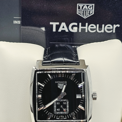 Швейцарские часы Tag Heuer Monaco
