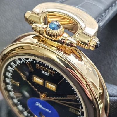 Швейцарские часы Bovet Amadeo Fleurier Complications 42 Triple Date
