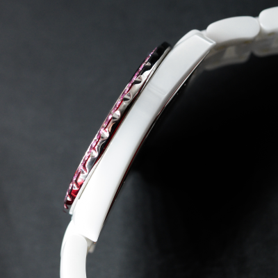 Швейцарские часы Chanel Full Size White J12 - Pink Sapphire Bezel 42mm