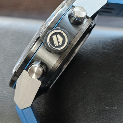 Швейцарские часы Tag Heuer Calibre Heuer 01