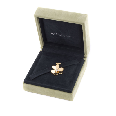 Подвеска Van Cleef & Arpels  Frivole Charm