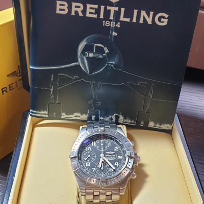 Швейцарские часы Breitling Chronomat Blackbird Chronograph