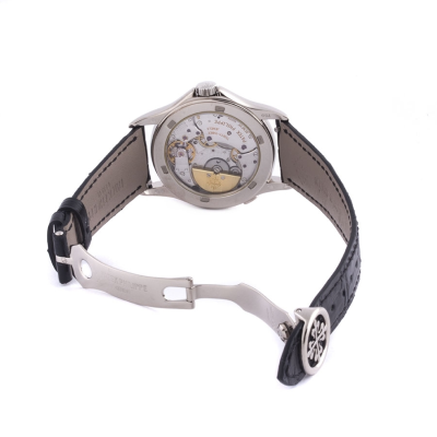 Швейцарские часы Patek Philippe 5110G World Time