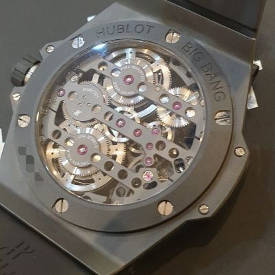 Швейцарские часы Hublot Big Bang Meca-10 Black Magic 45 mm