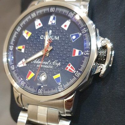 Швейцарские часы Corum Admiral's Cup