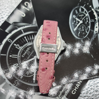 Швейцарские часы Chanel J12 33 mm