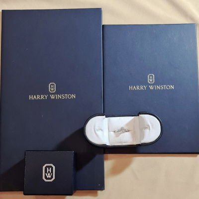 Кольцо Harry Winston  с 1,02ct D/VS2