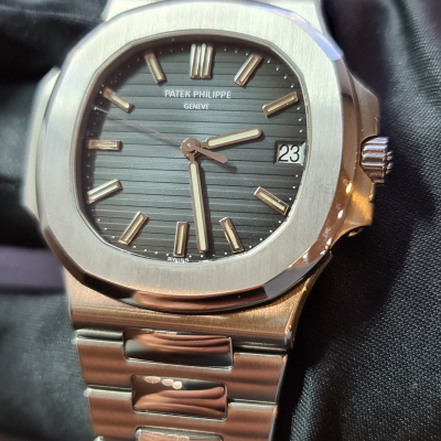 Швейцарские часы Patek Philippe Nautilus 5711/1