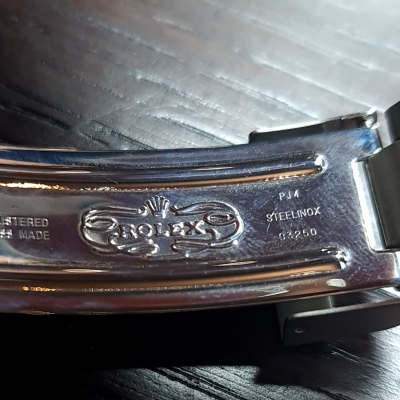 Швейцарские часы Rolex Submariner Date 40 mm