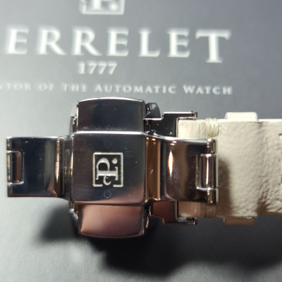 Швейцарские часы Perrelet Diamond Flower 38 mm
