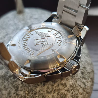 Швейцарские часы Gerald Genta Conquest Chronograph 41 mm