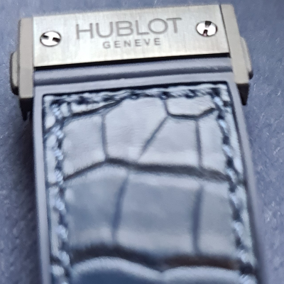 Швейцарские часы Hublot Big Bang Black Ceramic All Black Blue 44 mm