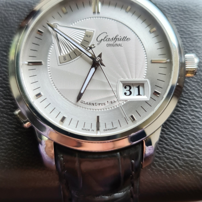 Швейцарские часы Glashutte Original Pano Reserve 40 mm