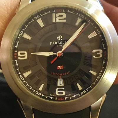 Швейцарские часы Perrelet TITANIUM 3 HANDS-DATE