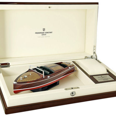 Швейцарские часы Frederique Constant  Runabout Leather