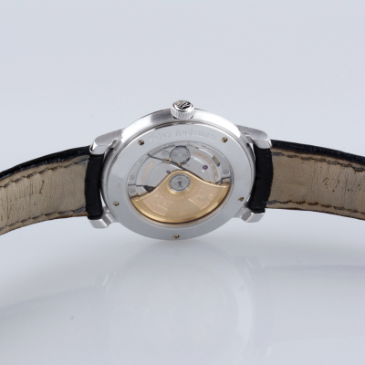Швейцарские часы Audemars Piguet  Jules
Selfwinding 39 mm