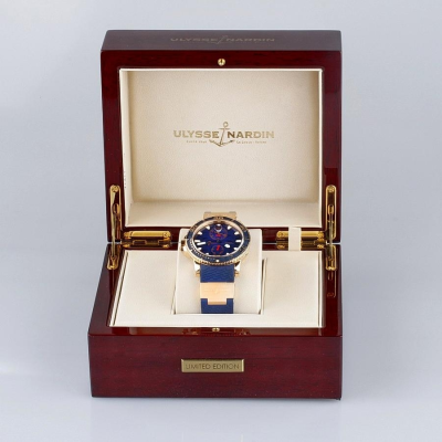 Швейцарские часы Ulysse Nardin  Blue Surf Maxi Marine Diver Limited Edition