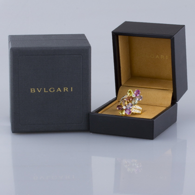 Ювелирное изделие Bvlgari  
кольцо Sapphire Flower Flora
