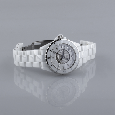 Швейцарские часы Chanel  J12 
Automatic 38 mm
