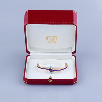Ювелирное изделие Cartier  
браслет с аметистами и бирюзой