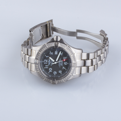 Швейцарские часы Breitling  Avenger Seawolf Titanium Full 44mm