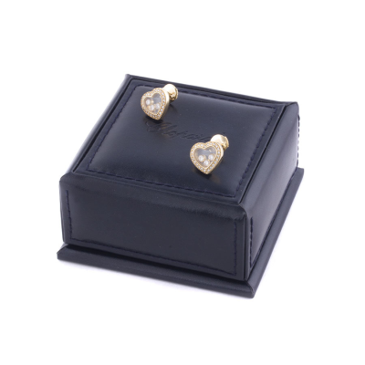 Ювелирное изделие Chopard  Diamond 
Heart Earrings