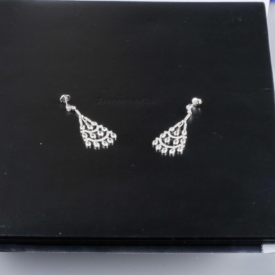Ювелирное изделие Tiffany & Co . Chandelier Earrings