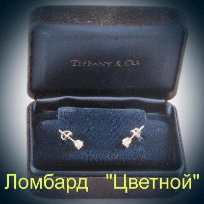 Ювелирное изделие Tiffany & Co . пусеты по 0.17ct
