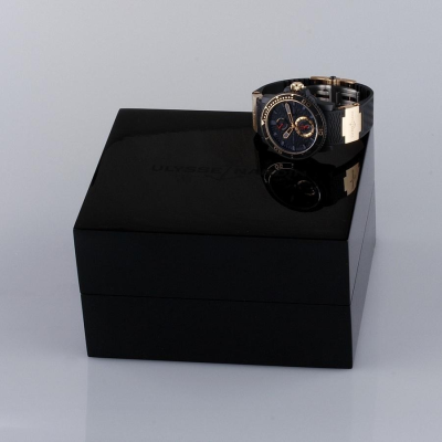 Швейцарские часы Ulysse Nardin  Twelve Seas