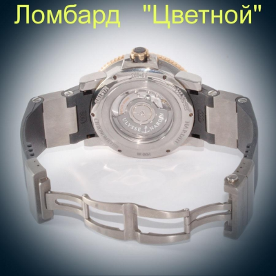Швейцарские часы Ulysse Nardin  Maxi Marine Diver 45 mm