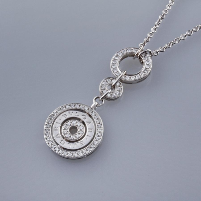 Ювелирное изделие Bvlgari  
"Concentrica" колье
