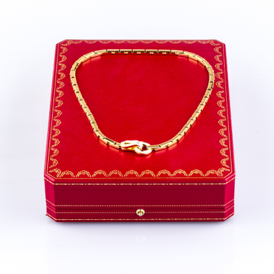 Ювелирное изделие Cartier  
AGRAFE колье