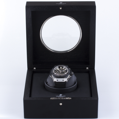 Швейцарские часы Hublot  
King Power Unico Titanium Skeleton Dial 48 mm