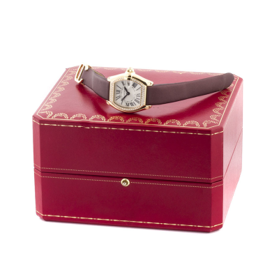 Швейцарские часы Cartier  Roadster Yellow Gold Diamond Bezel Ladies Watch