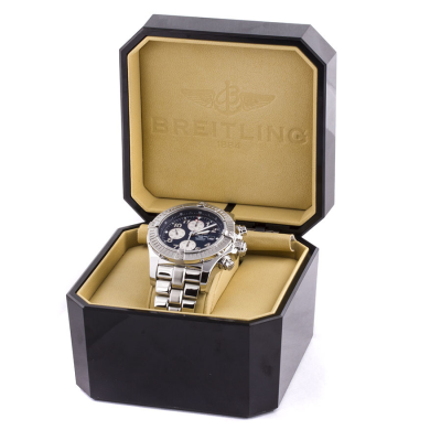 Швейцарские часы Breitling  
Super Avenger 48 mm