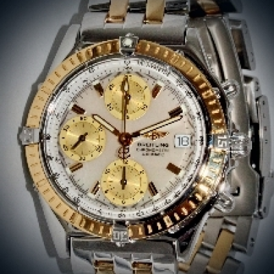 Швейцарские часы Breitling  Chronomat 
Two Tone D13352