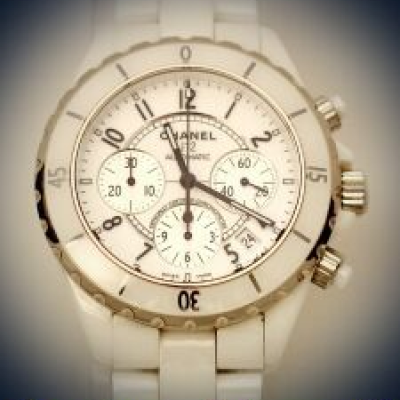 Швейцарские часы Chanel  J12 
Chronograph