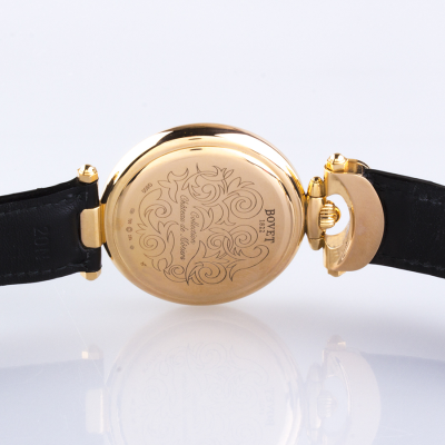 Швейцарские часы Bovet  Chateau de Motiers Rainbow 40 mm