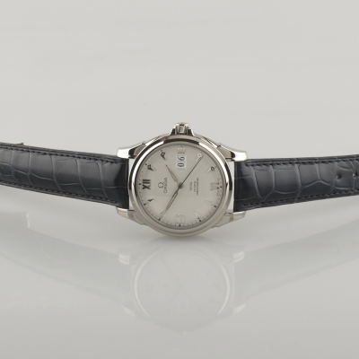 Швейцарские часы Omega  
De Ville White Gold