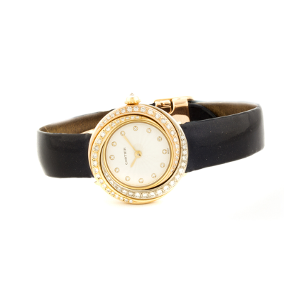 Швейцарские часы Cartier  Triniti Full 
Diamond Bezel 27mm