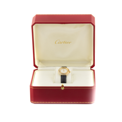 Швейцарские часы Cartier  Triniti Full 
Diamond Bezel 27mm