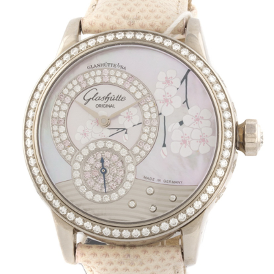 Швейцарские часы Glashutte Original  
Spring Blossom