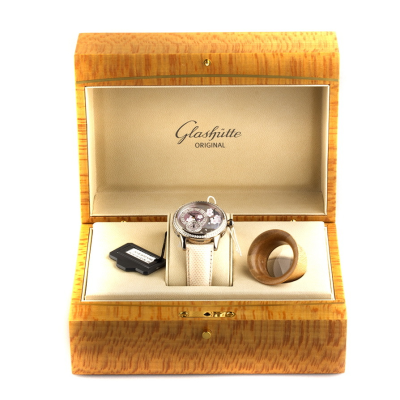 Швейцарские часы Glashutte Original  
Spring Blossom