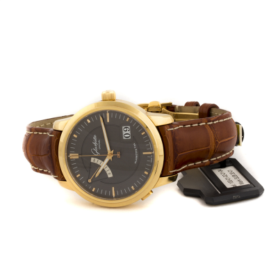 Швейцарские часы Glashutte Original  
Pano Reserve