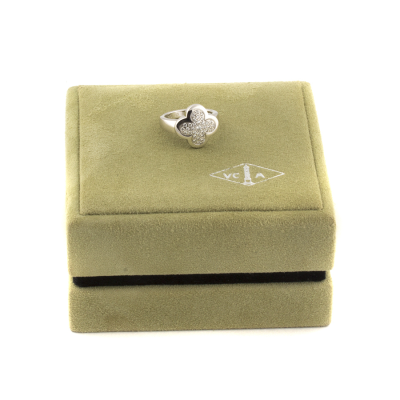 Ювелирное изделие Van Cleef & Arpels  Pure Alhambra Ring Diamond