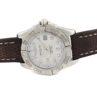 Швейцарские часы Breitling  
Galactic 32