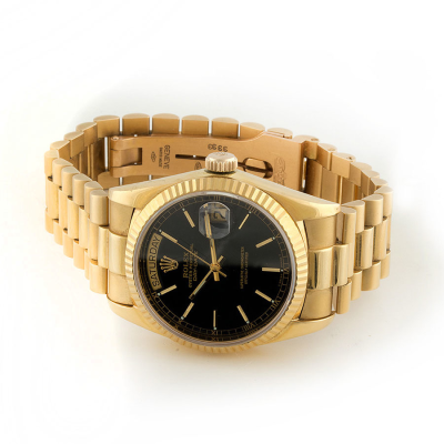 Швейцарские часы Rolex  
производство Бельгия